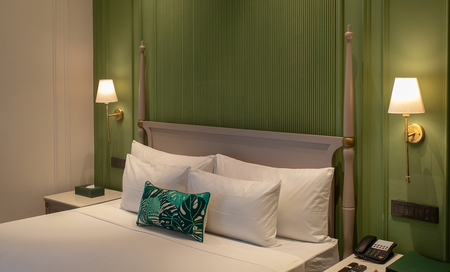 cozy and elegant hotel room arif castles nainital