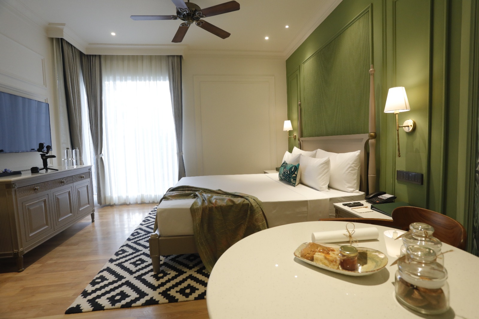 Rooms in Nainital with Modern Amenities