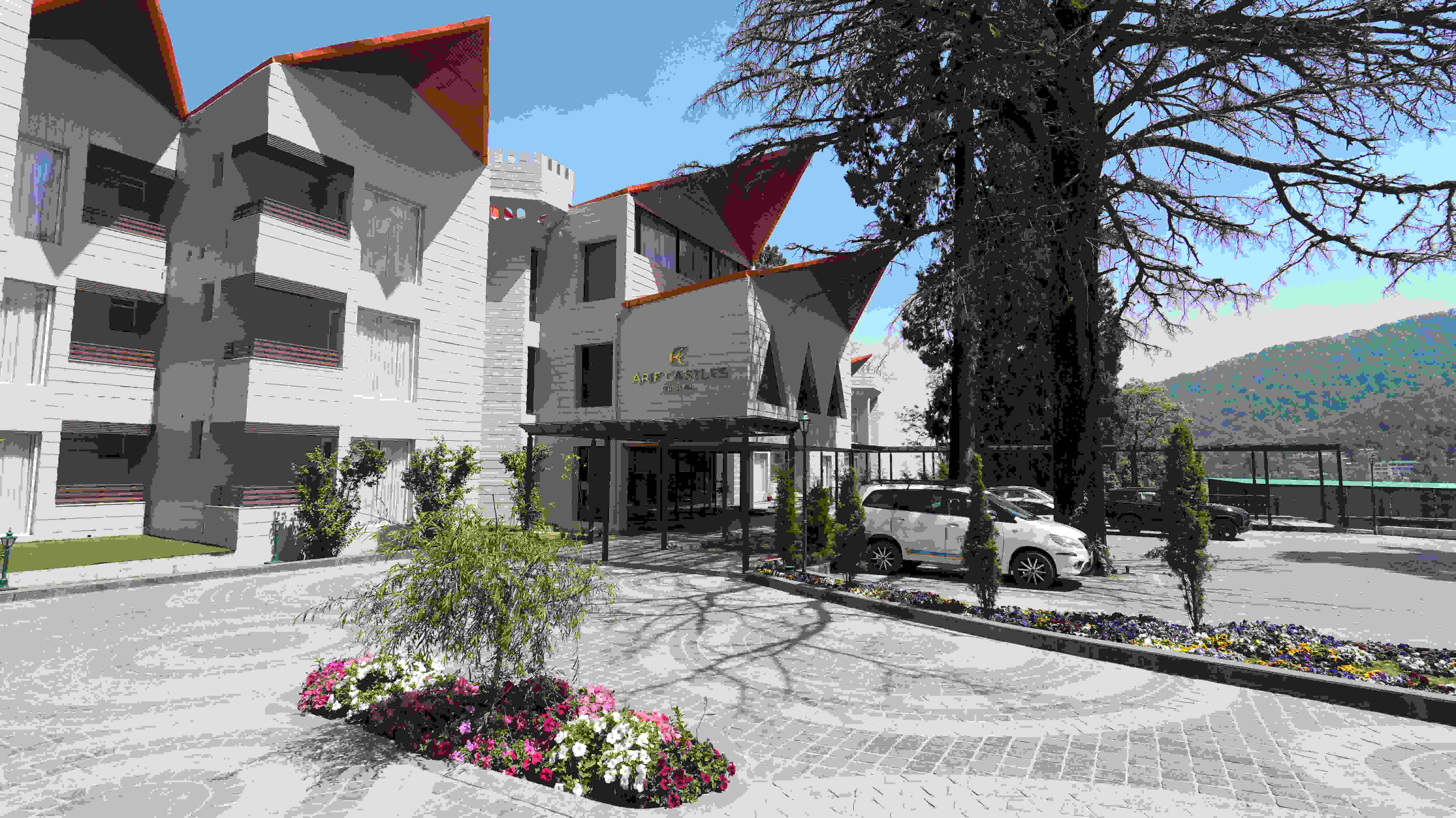 Nature View Luxury Hotels In Nainital Heritage Stay With Mountain & Lake Views – Arif Castles, Nainital